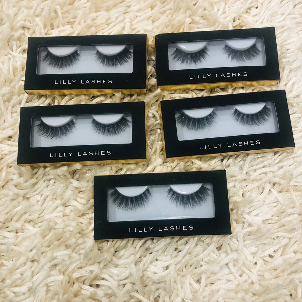 Lilly lashes